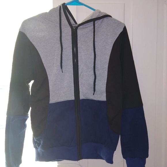 Women's joggers set - Picture 3 of 5